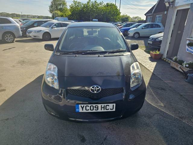 Toyota Yaris 1.33 VVT-i TR 3dr MMT [6] Hatchback Petrol Black