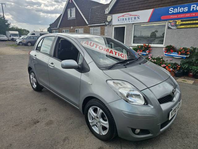 2010 Toyota Yaris 1.33 VVT-i TR 5dr MMT [6]