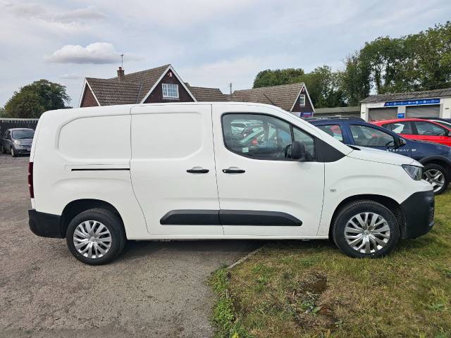 2020 Peugeot Partner 950 1.5 BlueHDi 100 Professional Van